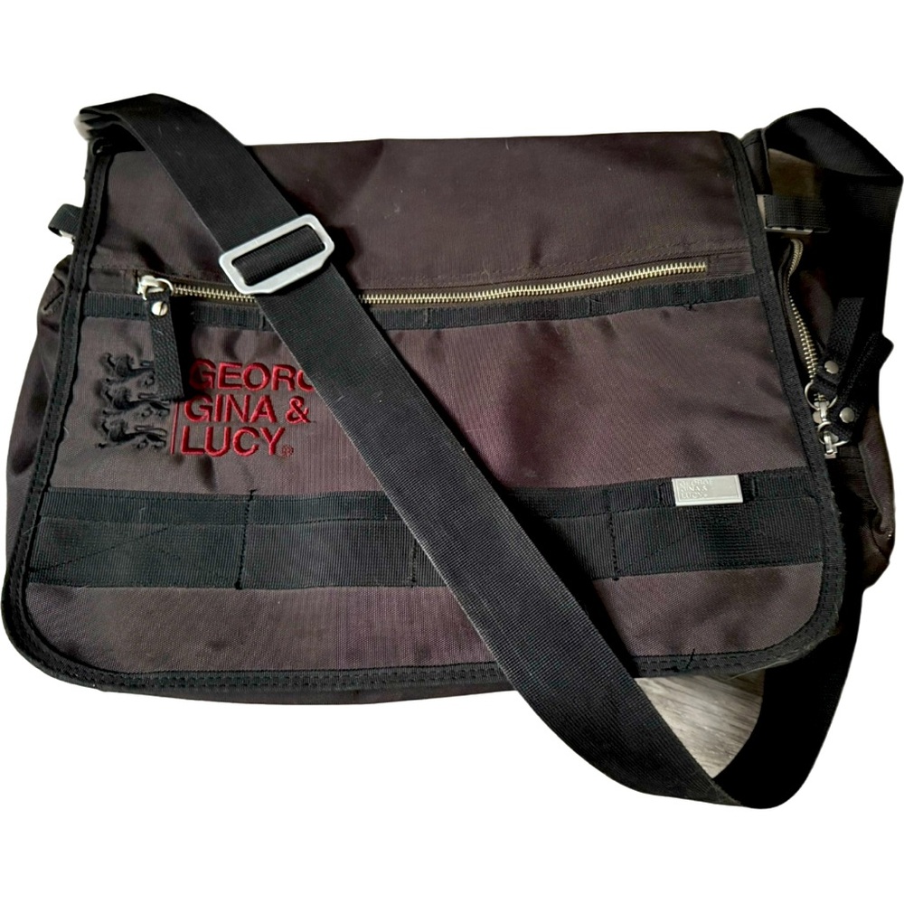 Laptop messenger bag